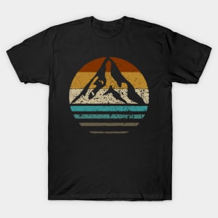 Vintage sun retro distressed mountain T-Shirt